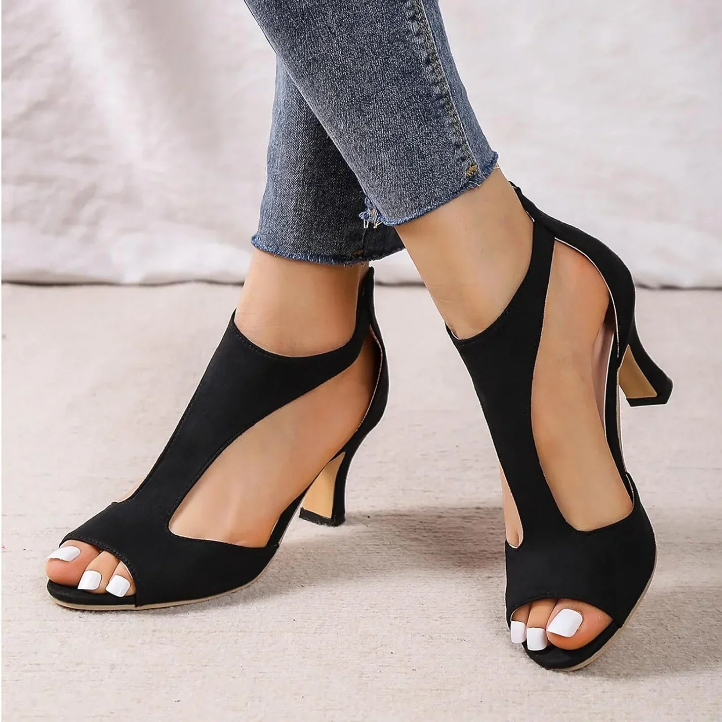 Women's ComfortFit Leather Heels